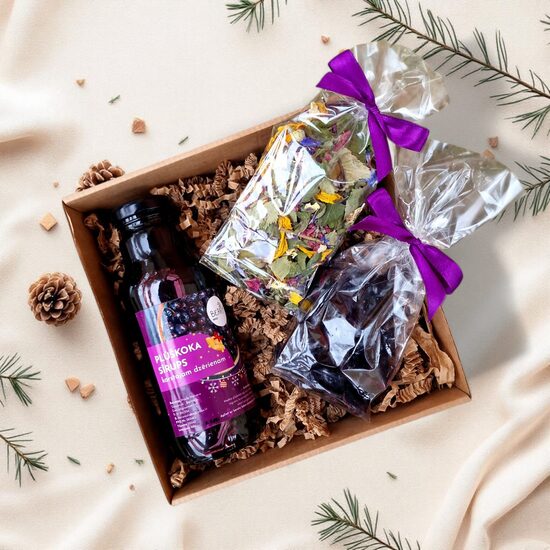 Nopietni Par Nenopietno